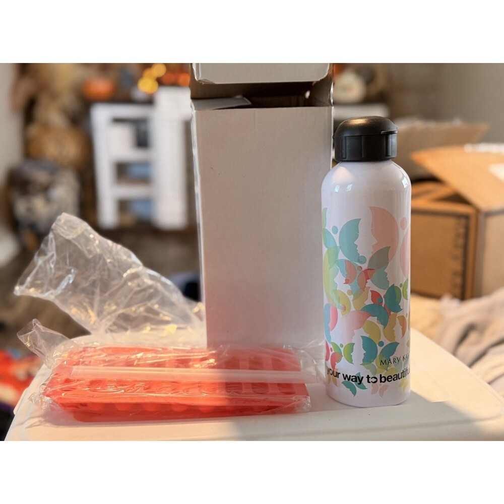 Mary Kay Water Bottle Drinking Bottle With ICE Tray & Straws Butterflies 2011